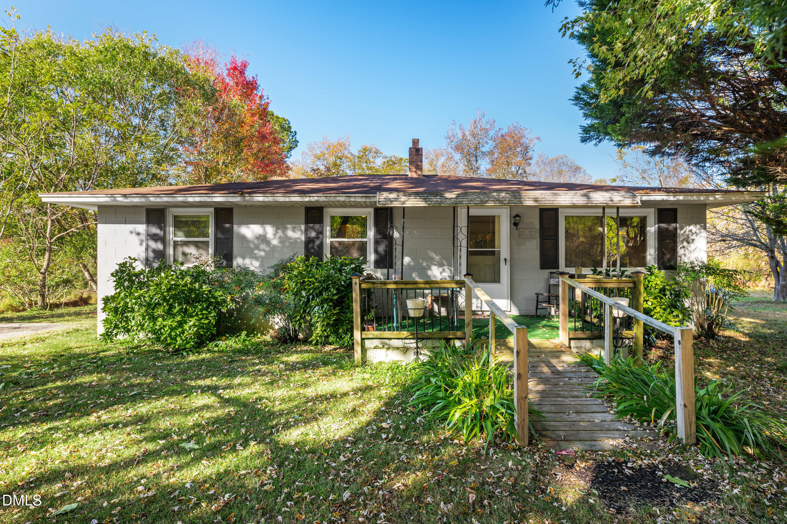 2707 Moorefields Road, Hillsborough, NC 27278
