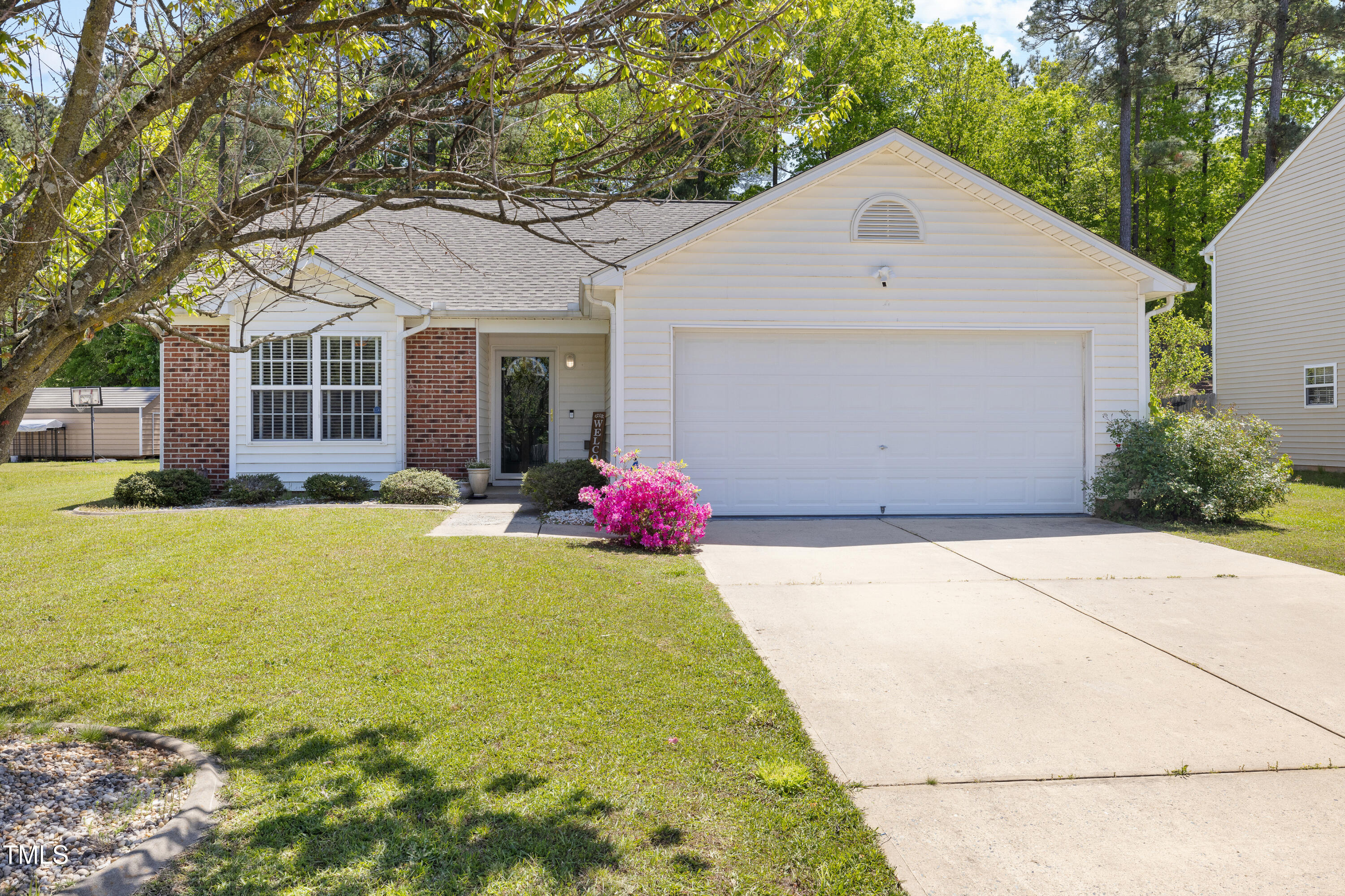729 Golden Horseshoe Lane, Sanford, NC 27330