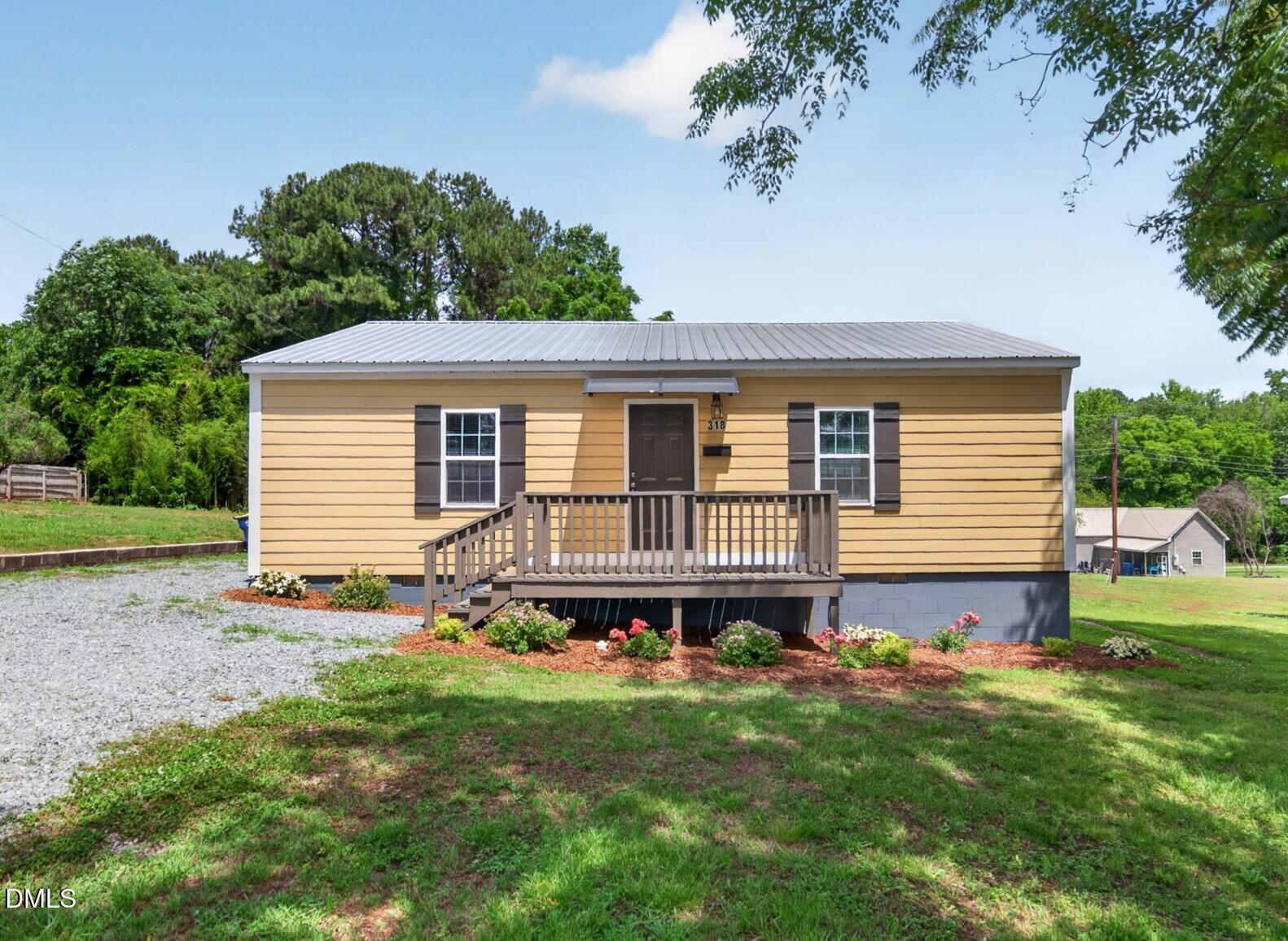 318 W 5th Street, Siler City, NC 27344