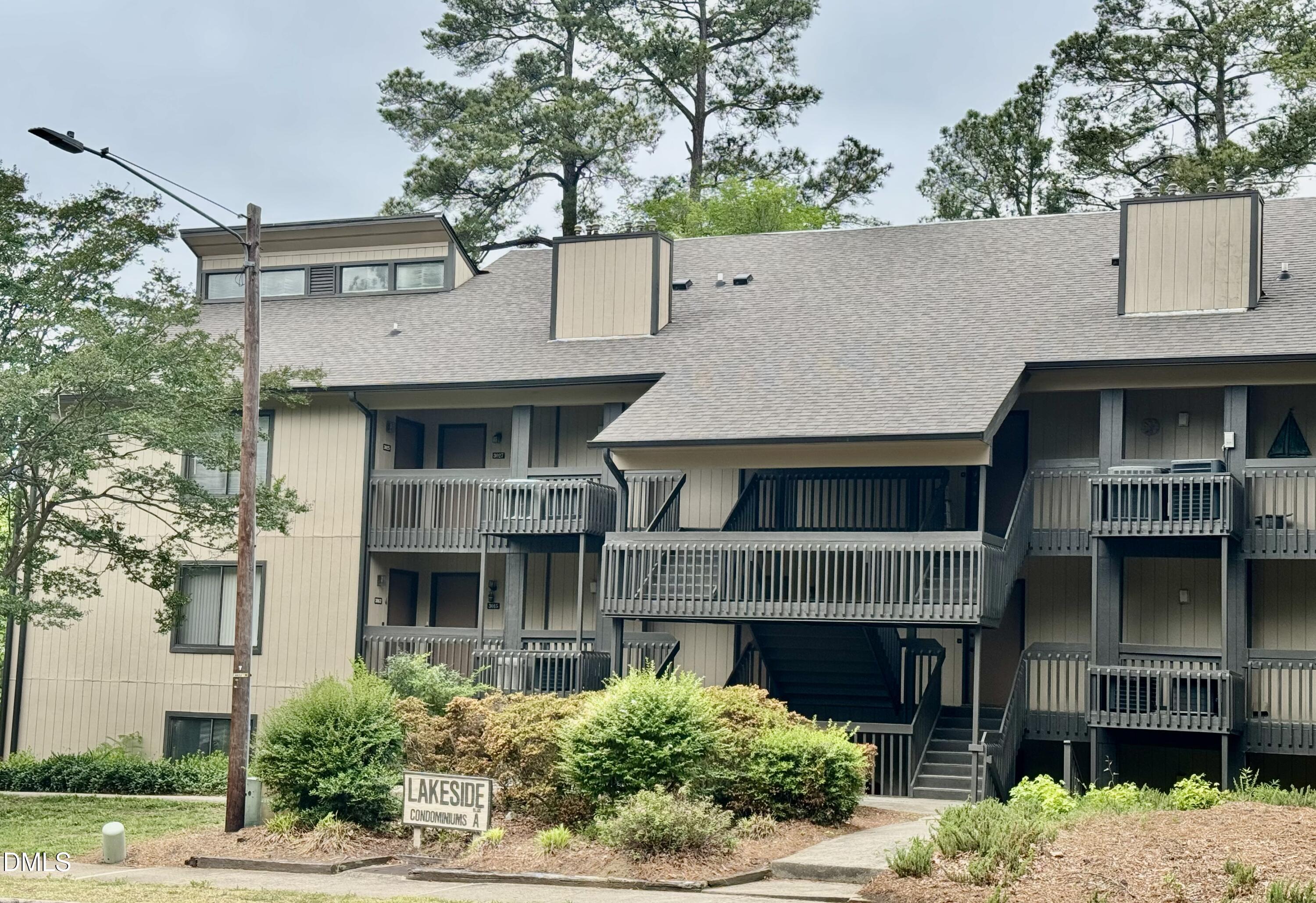 3027 Huntleigh Drive, Raleigh, NC 27604