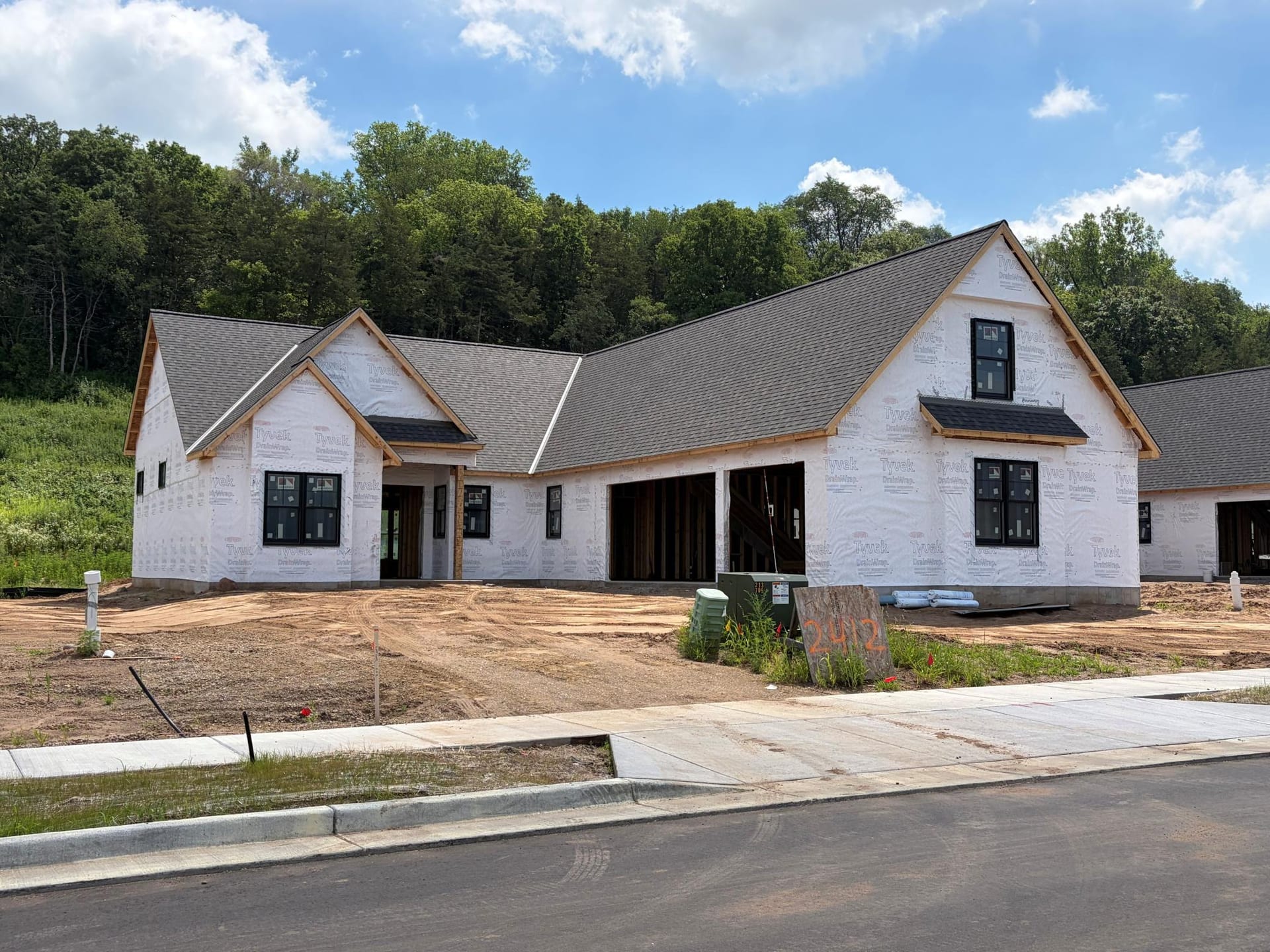 2412 Simply Living Lane, Hudson, WI 54016