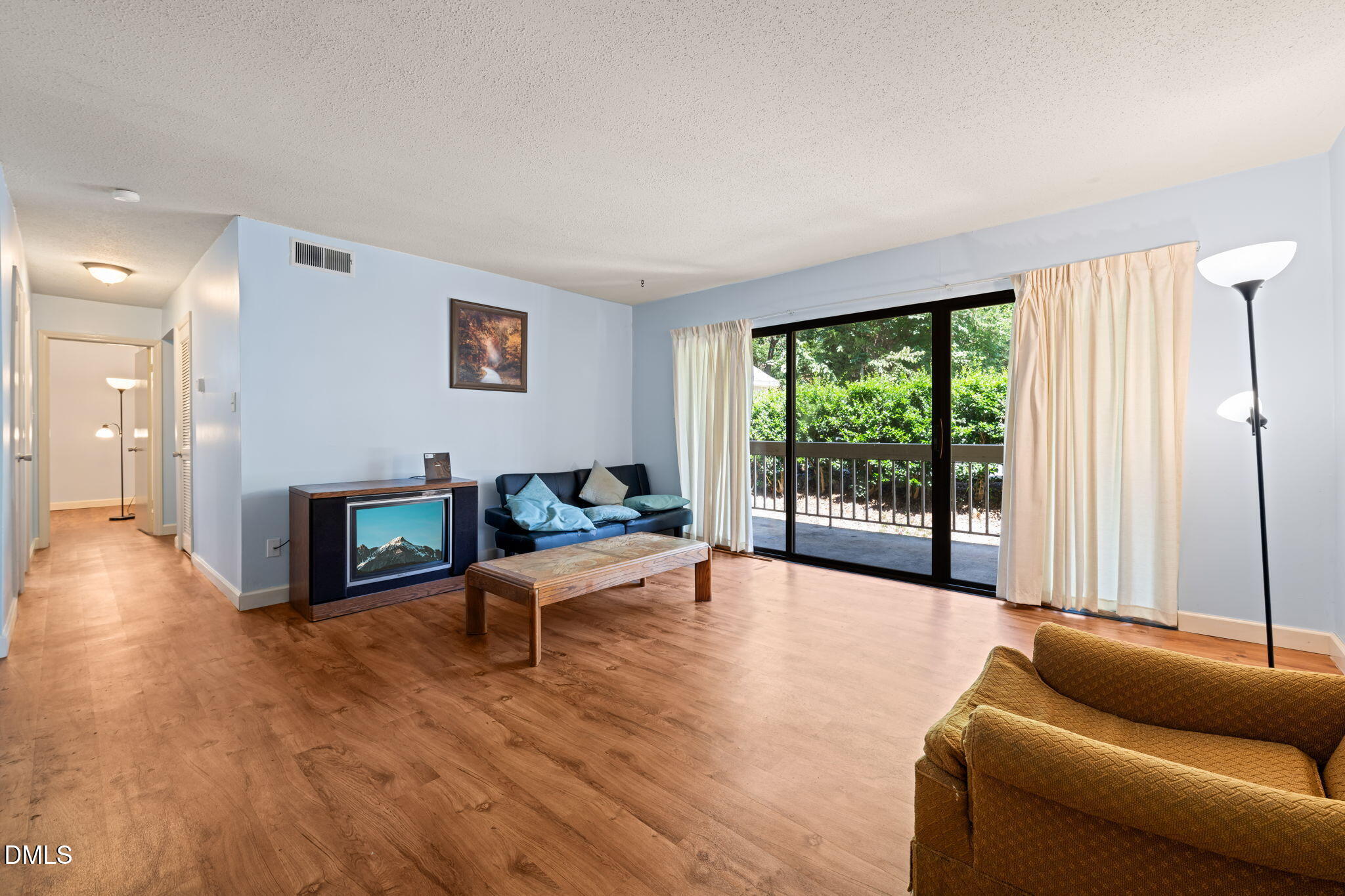 500 Umstead Drive 208, Chapel Hill, NC 27516