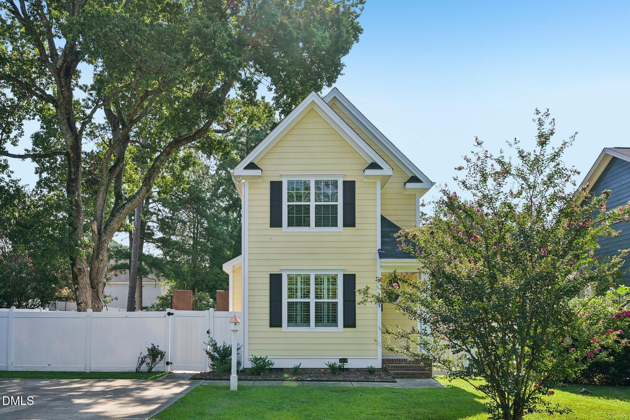 133 Raleigh Street, Holly Springs, NC 27540