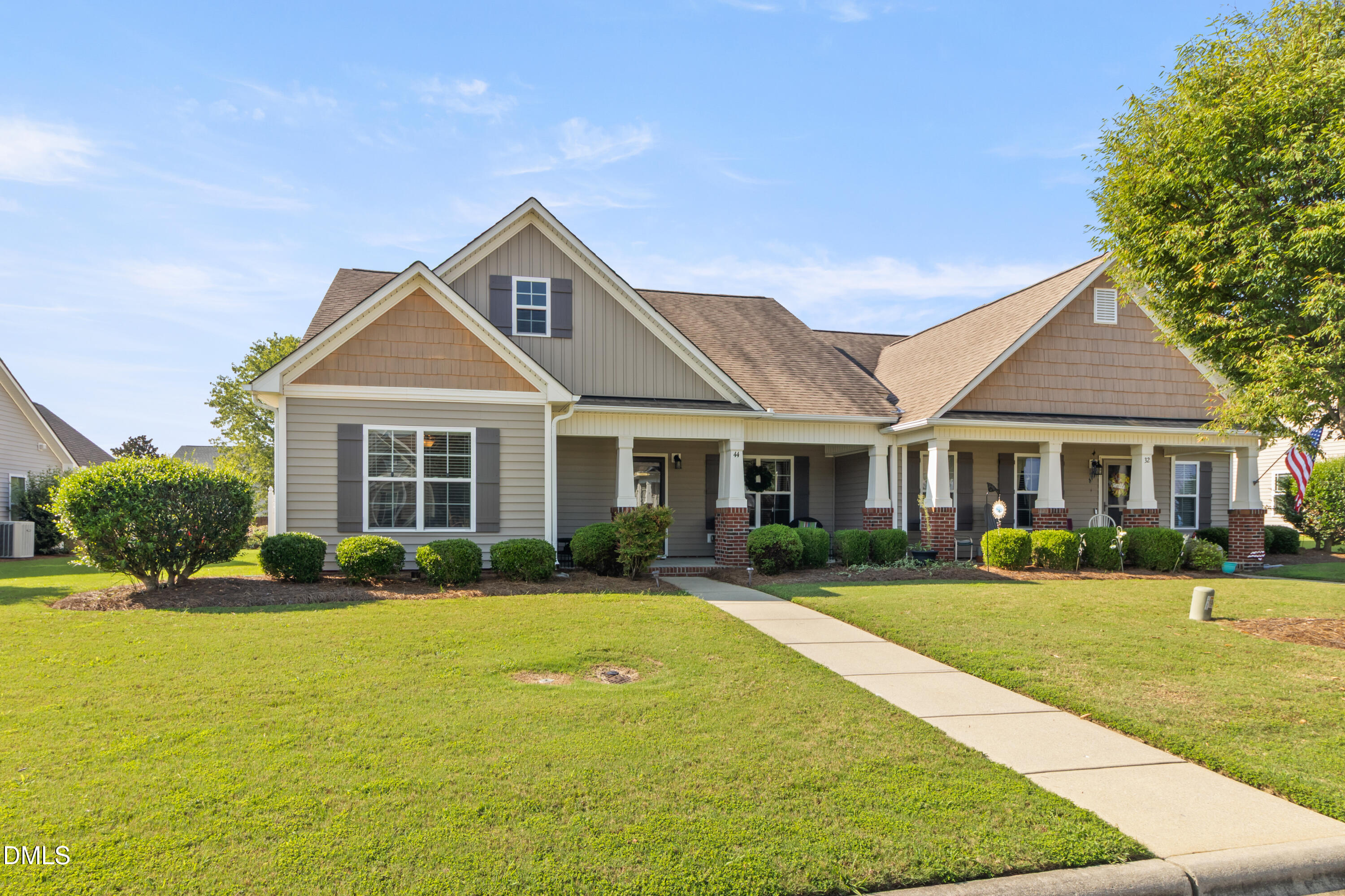44 E Moss Creek Drive, Clayton, NC 27520