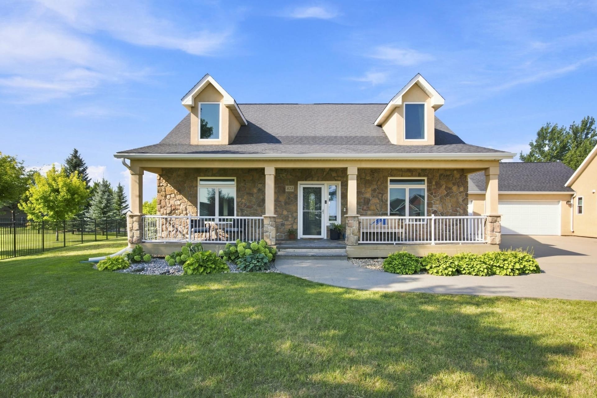 823 Birdie Court, Mapleton, ND 58059