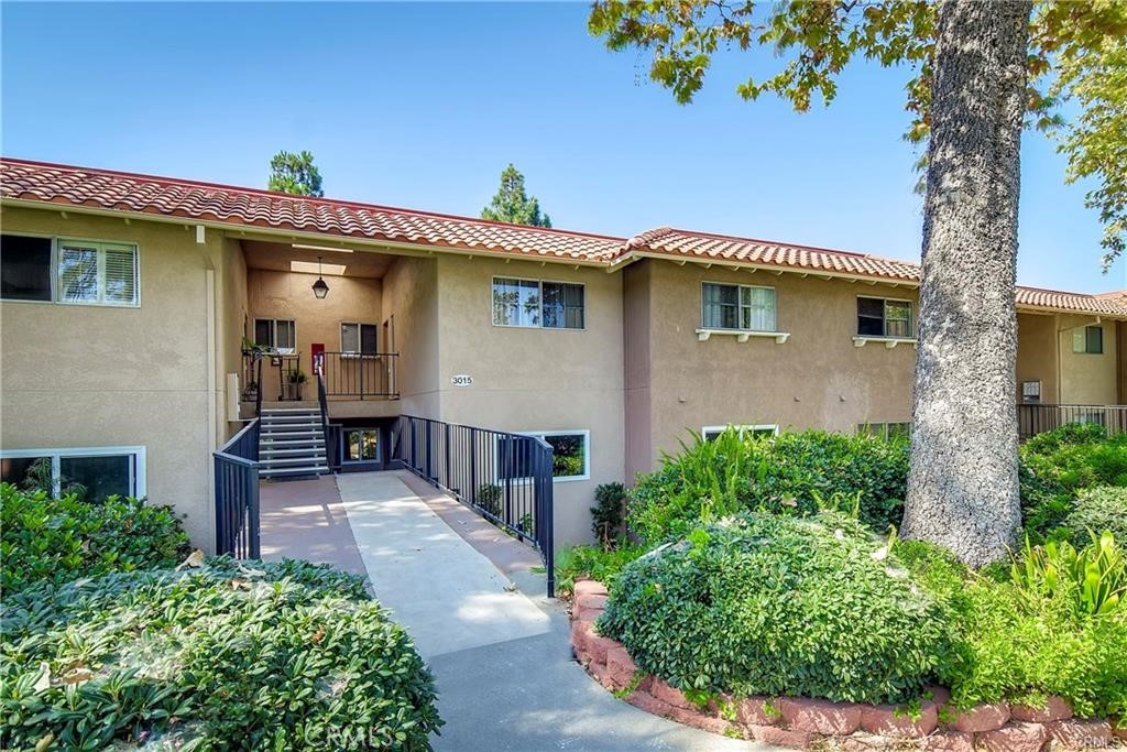 3015 Via Buena Vista B