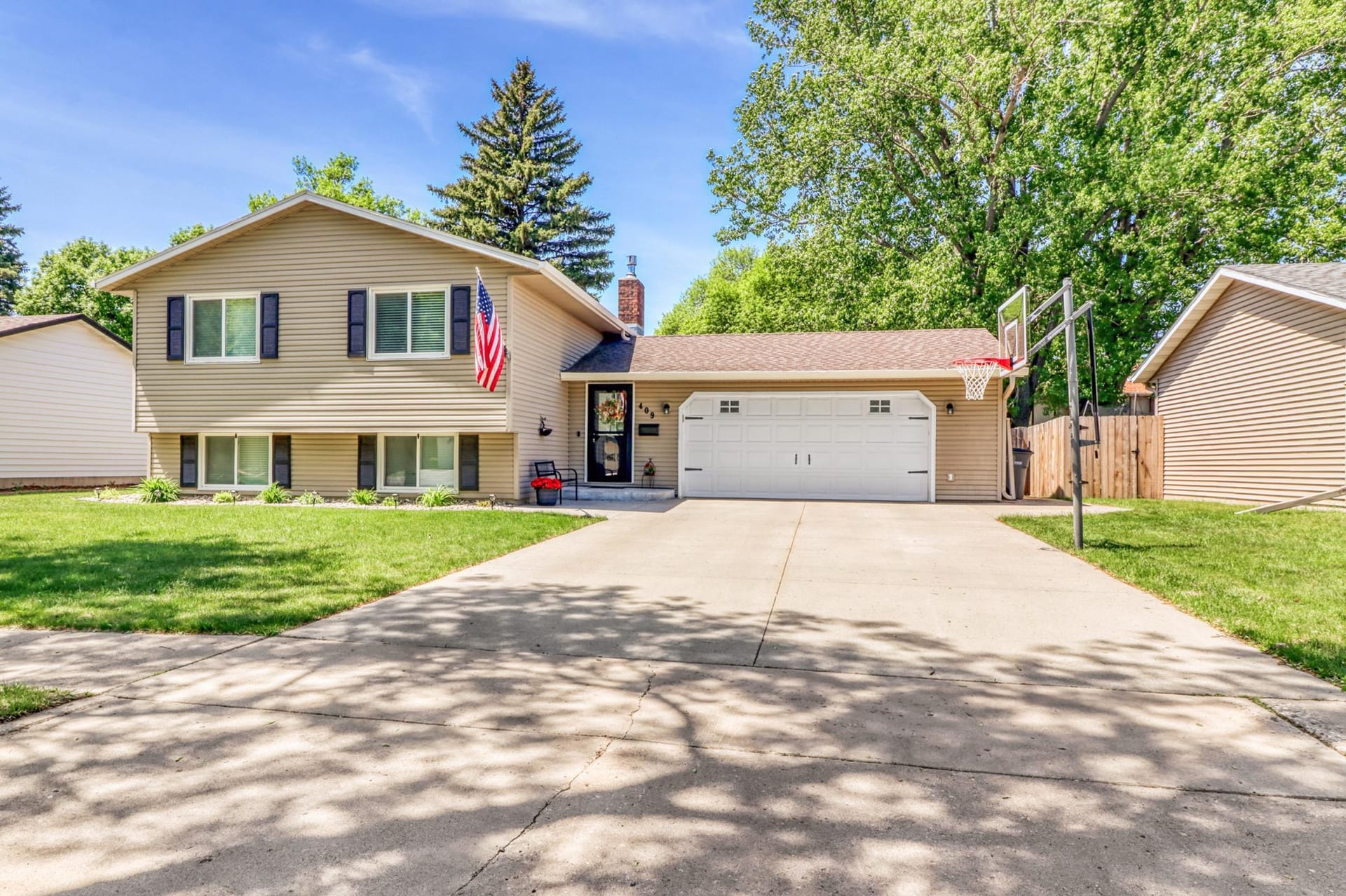 409 Oakway, Moorhead, MN 56560