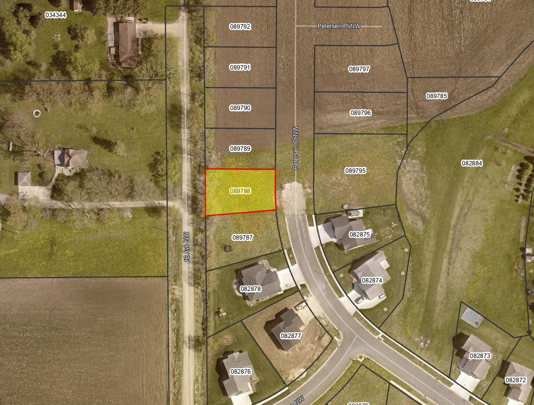 1126 Petersen Court NW, Stewartville, MN 55976