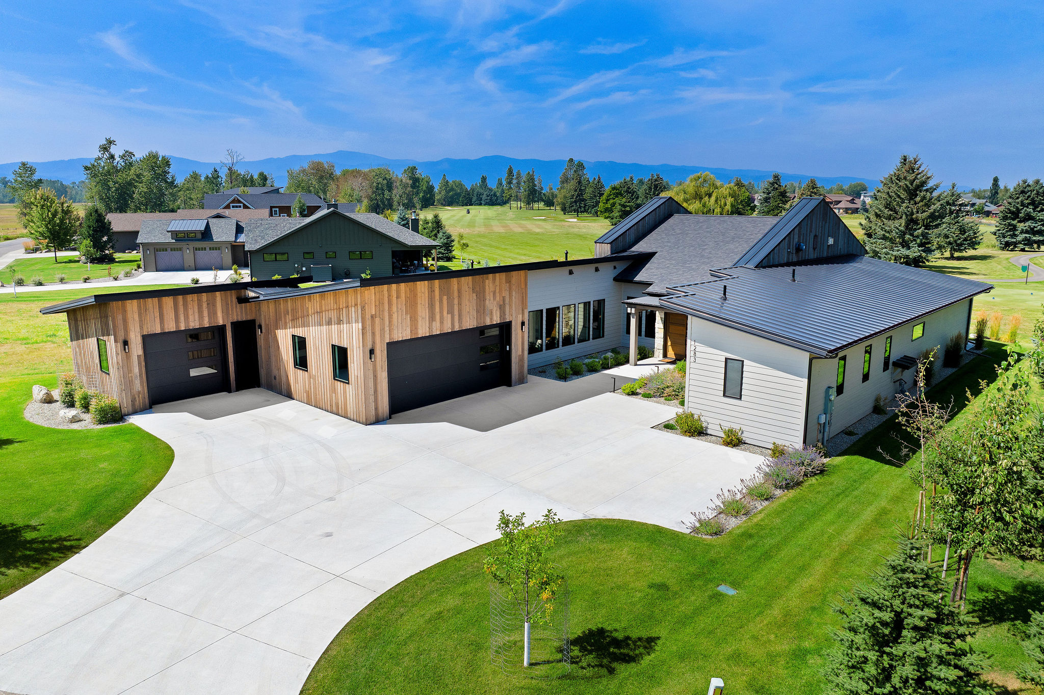 1283 Lake Pointe Drive