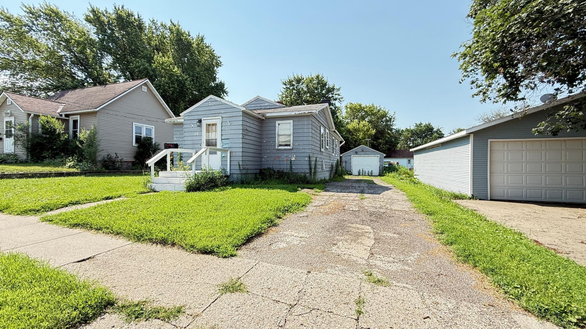 36 E Ronning Avenue, Appleton, MN 56208