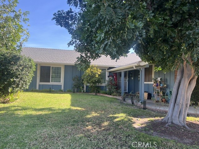 2410 Justin Avenue