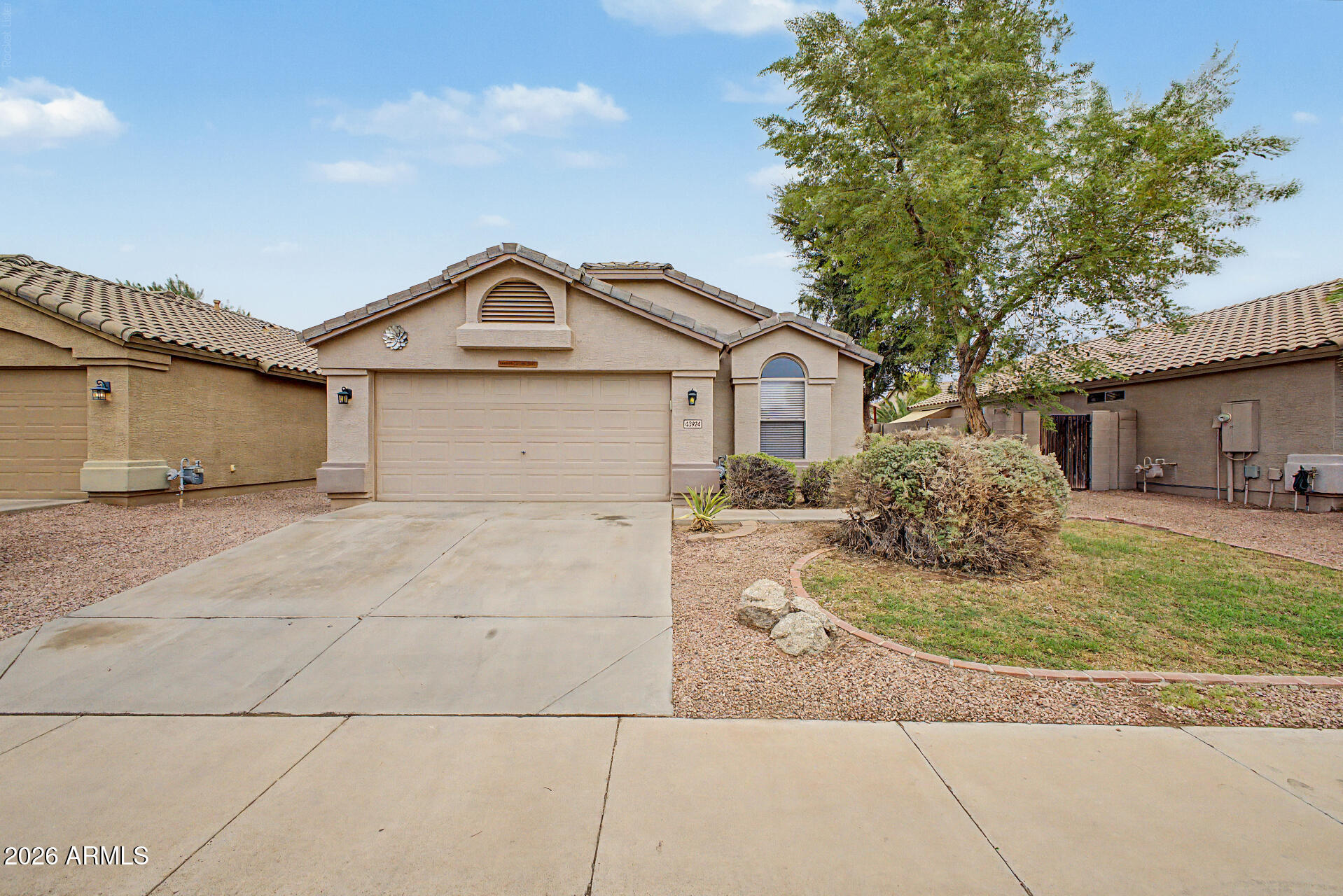 43924 W Cahill Drive, Maricopa, AZ 85138