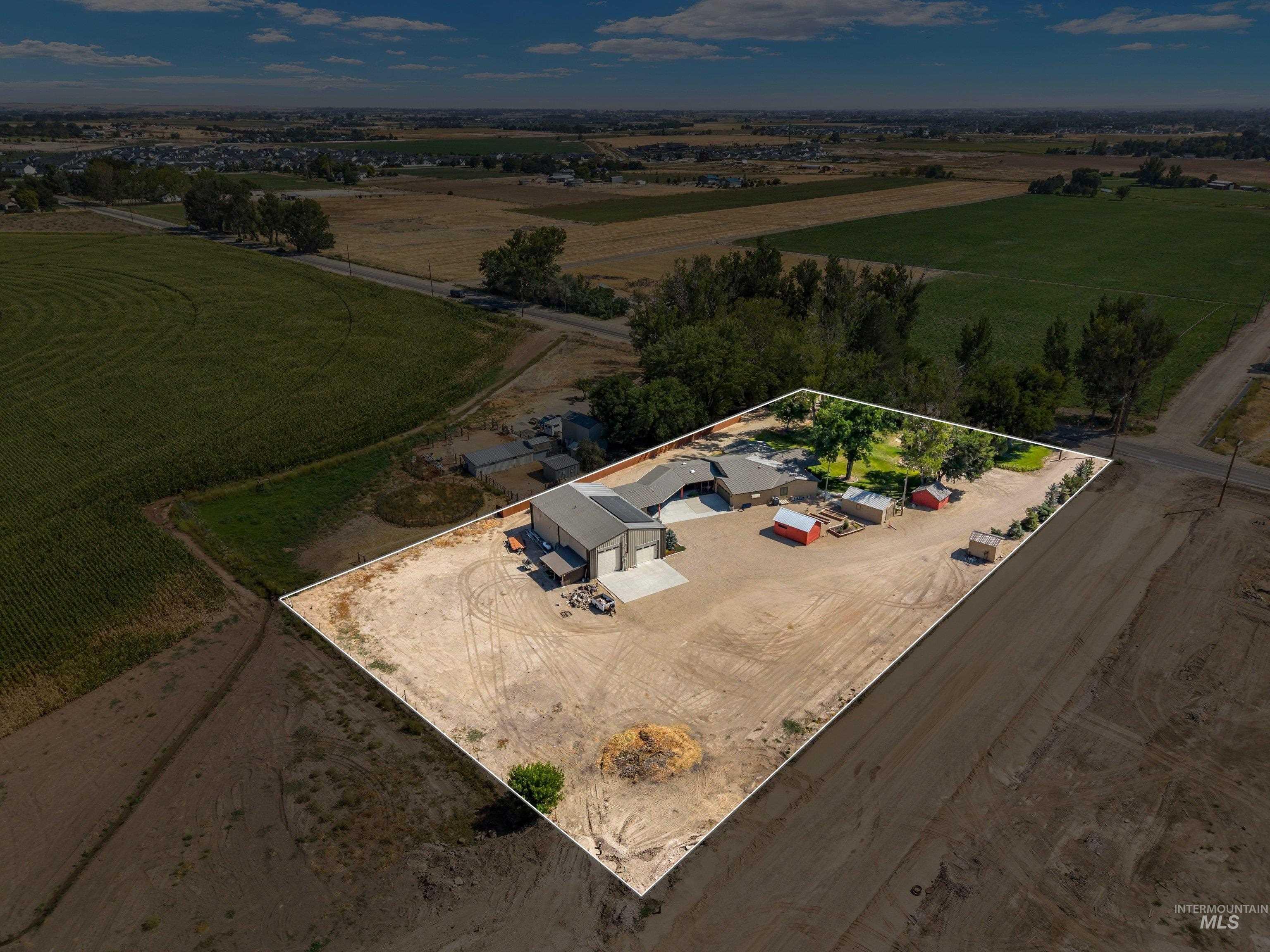 2370 W Lake Hazel Rd, Meridian ID 83642
