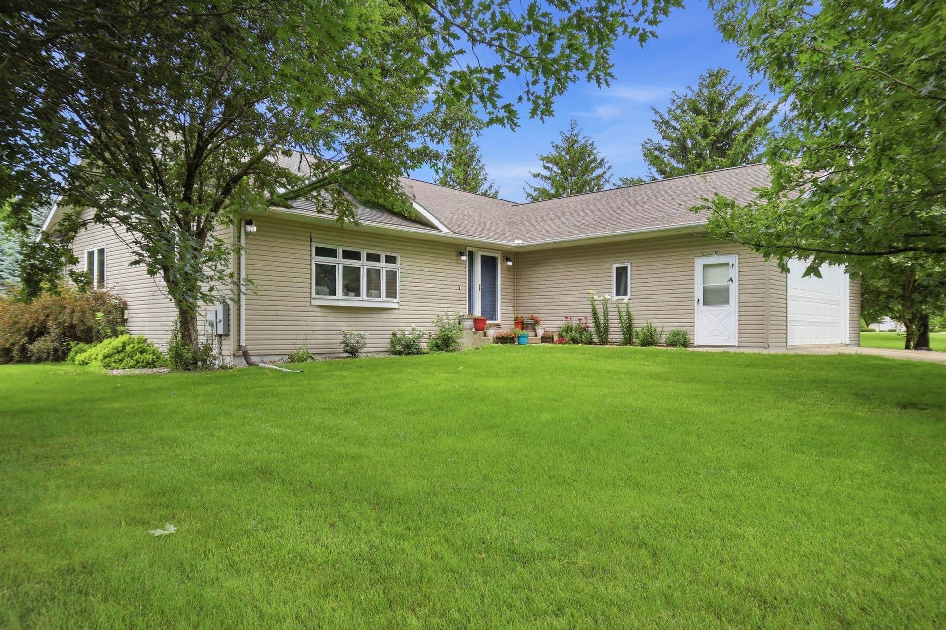 1600 26th Street SW, Austin, MN 55912