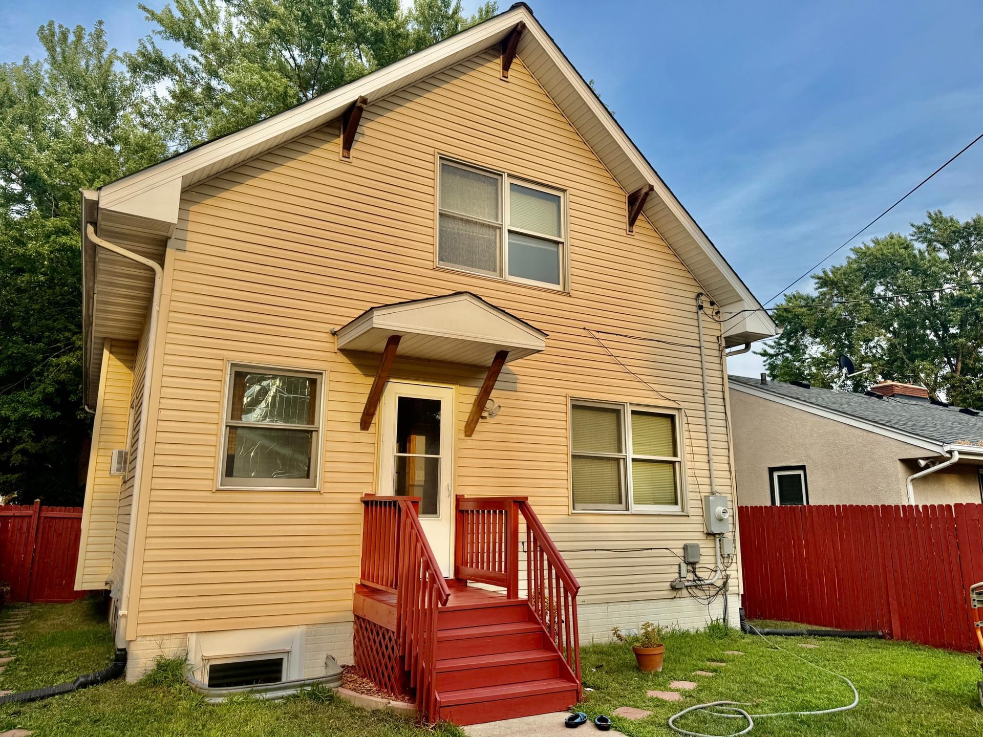 5239 N 6th Street, Minneapolis, MN 55430