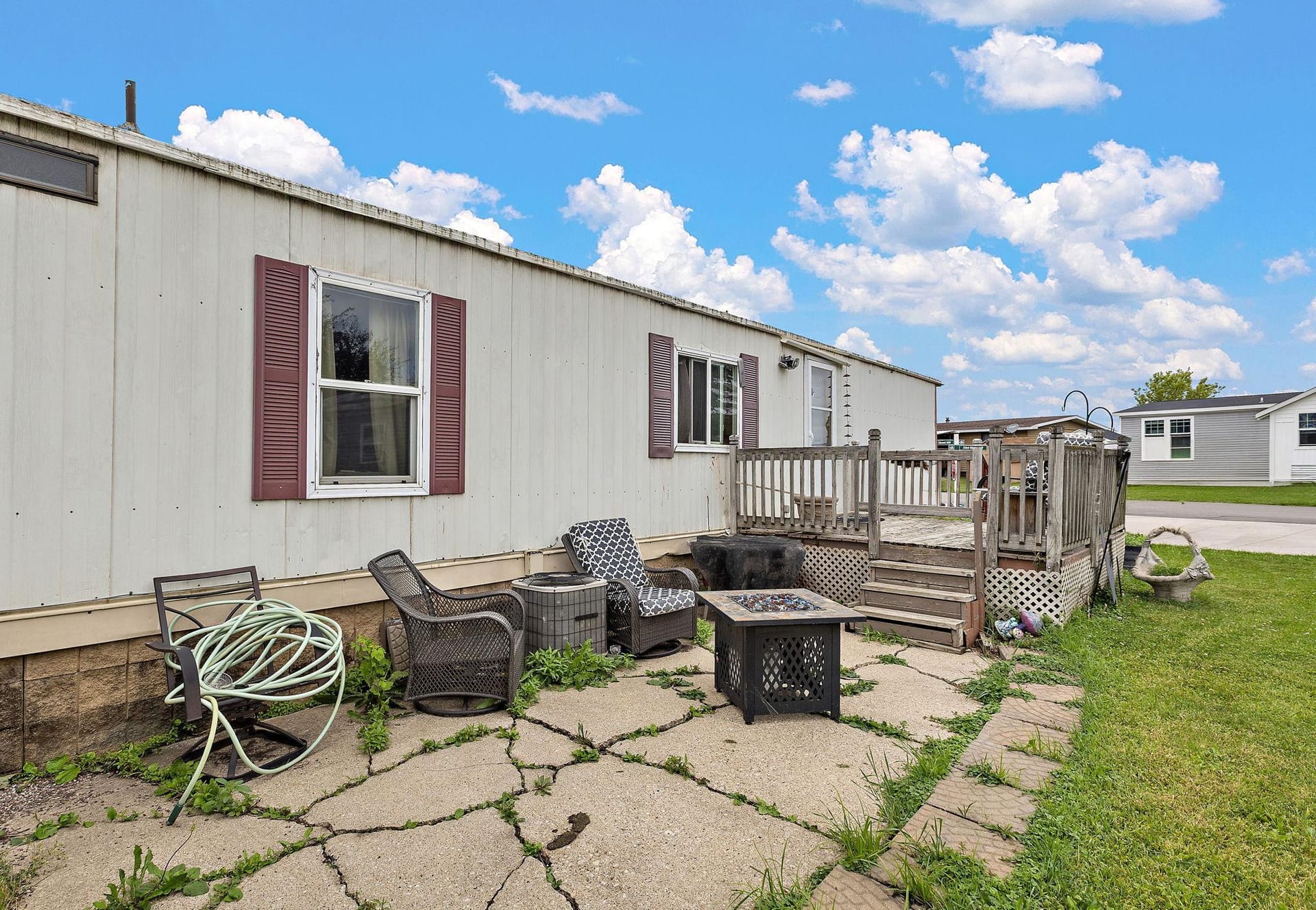 400 22 1/2 Street NW, Stewartville, MN 55976