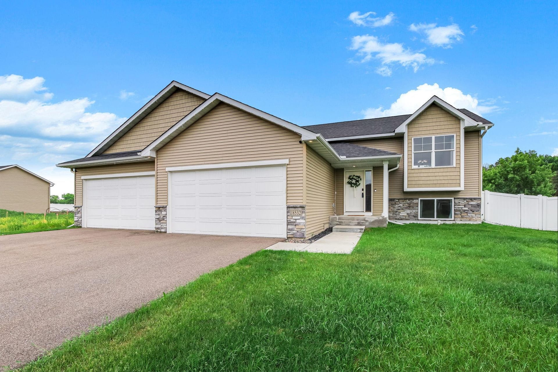 18532 Salem Street NW, Elk River, MN 55330