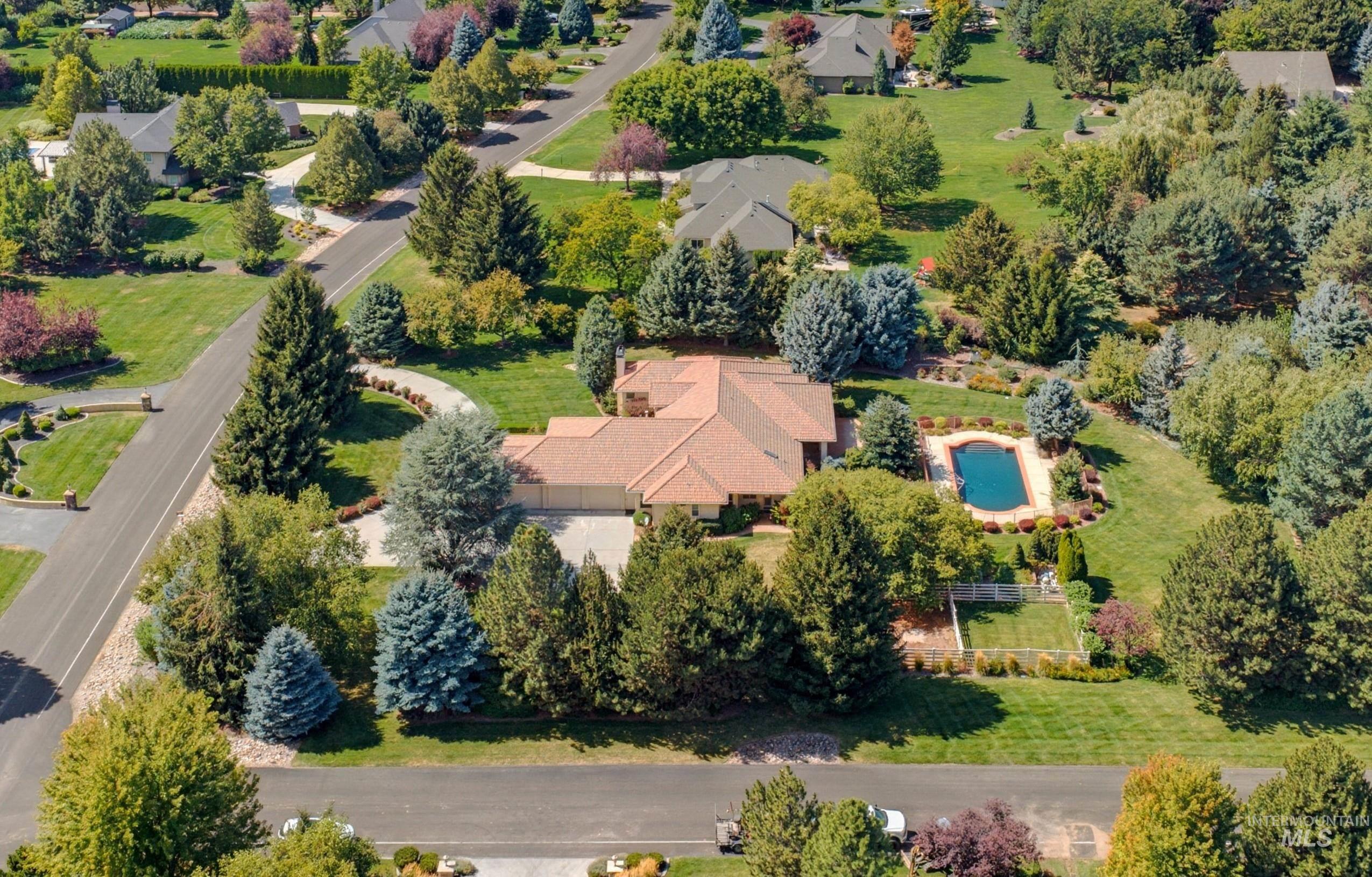 2554 W Sugar Crest Drive, Eagle ID 83616