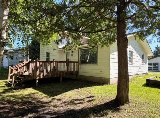 606 9th Avenue SE, Roseau, MN 56751