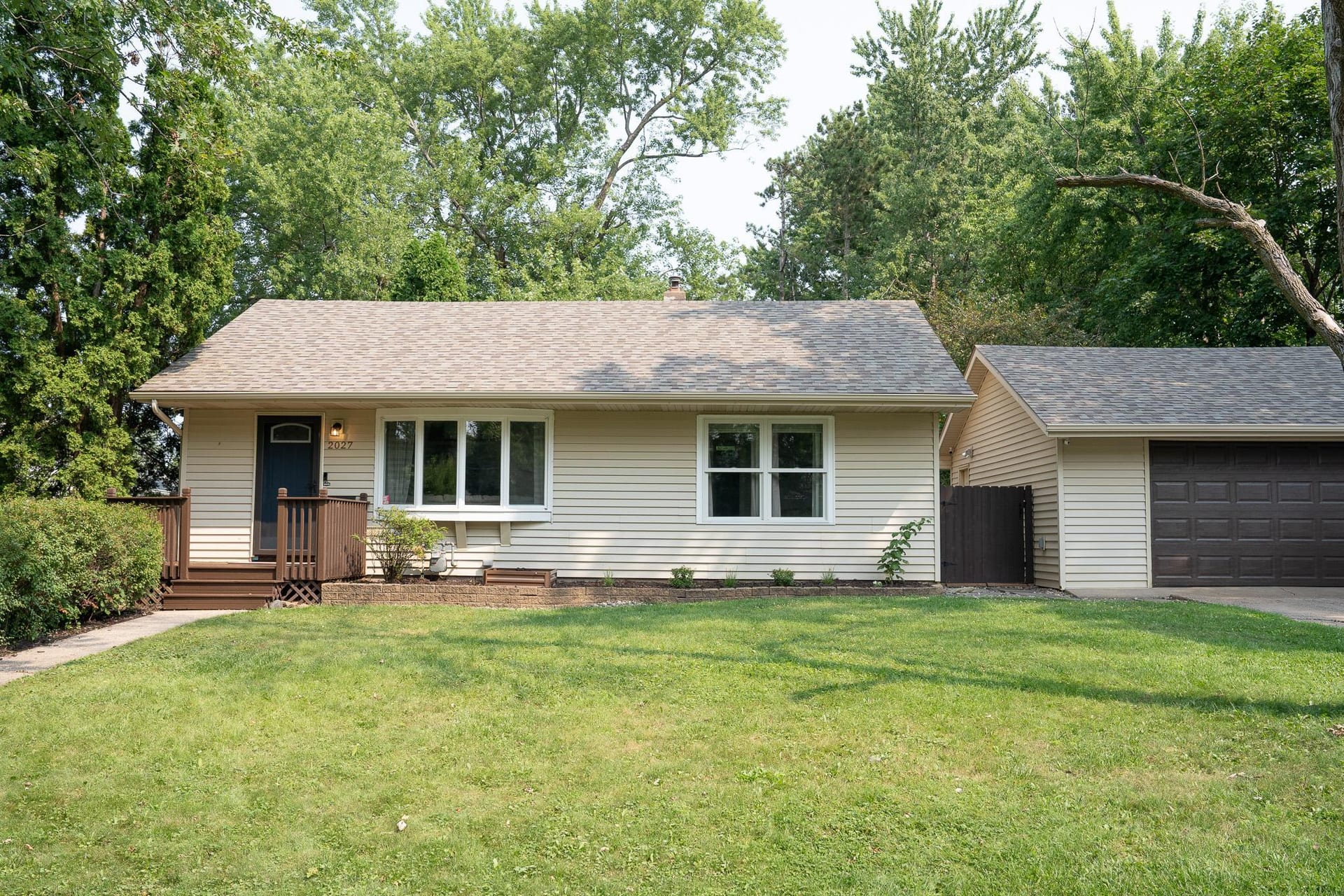 2027 Northwood Drive, North Saint Paul, MN 55109