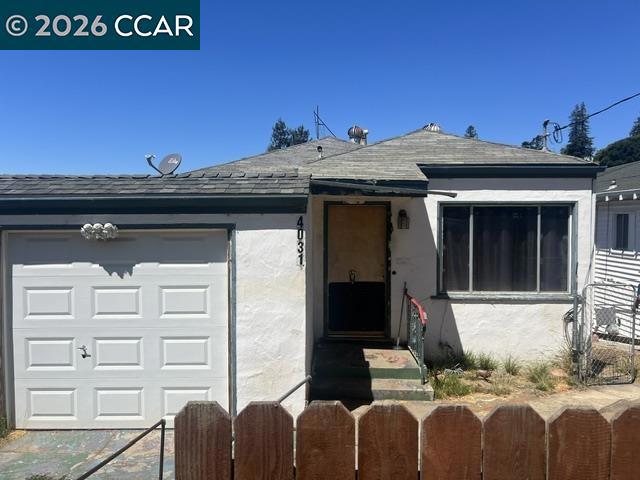 4031 Loma Vista Ave