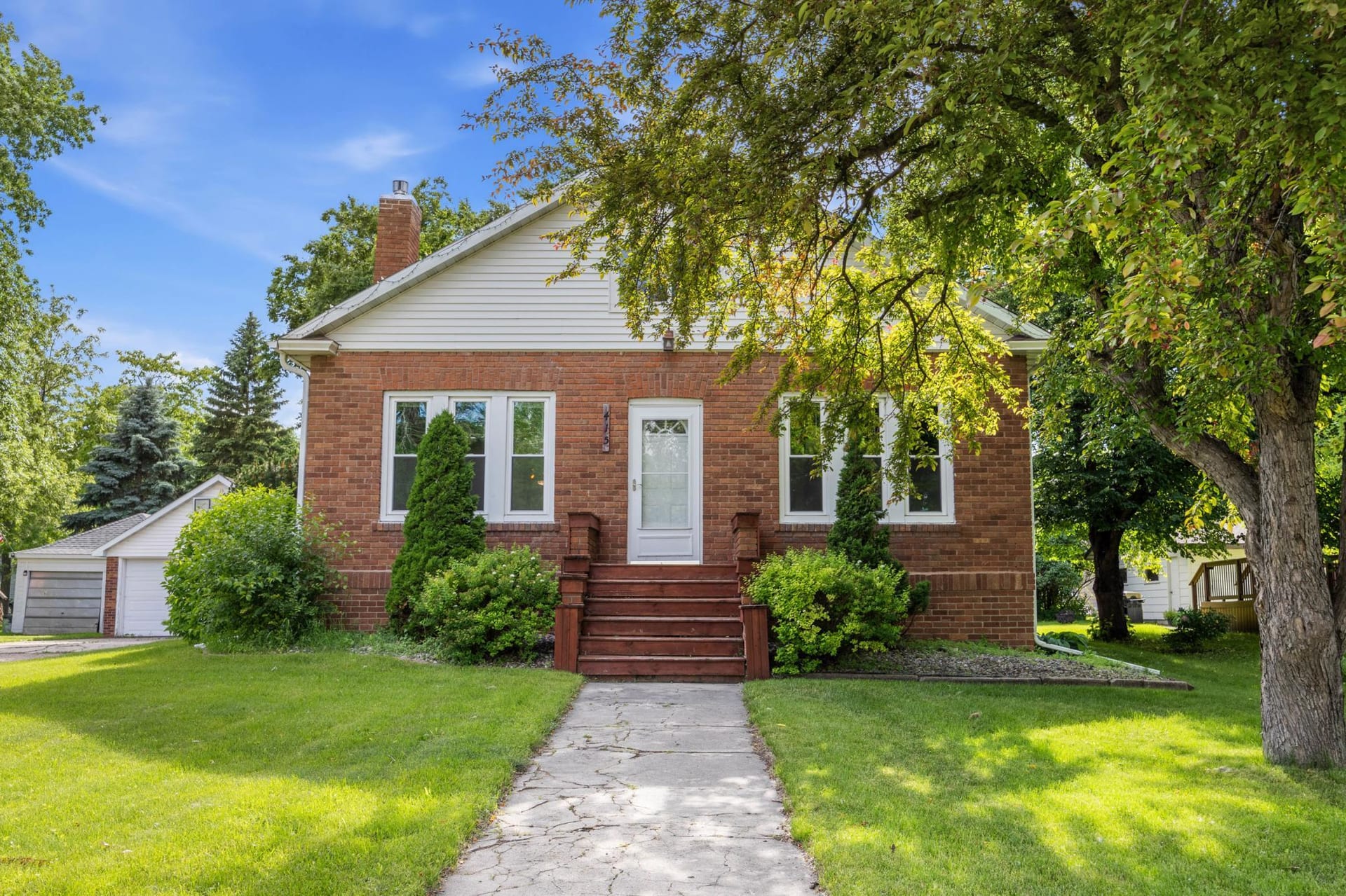 415 9th Street, Hawley, MN 56549