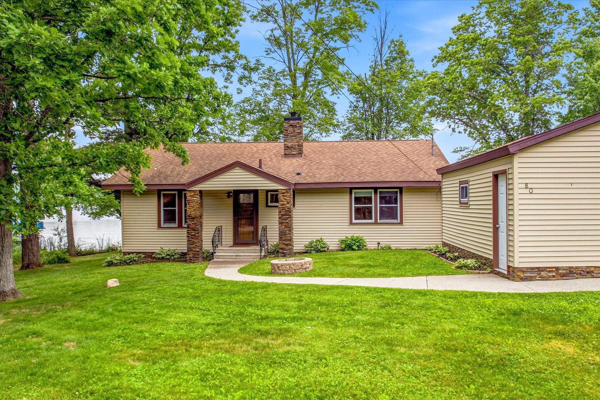 80 Monroe Avenue, Rice Lake, WI 54868