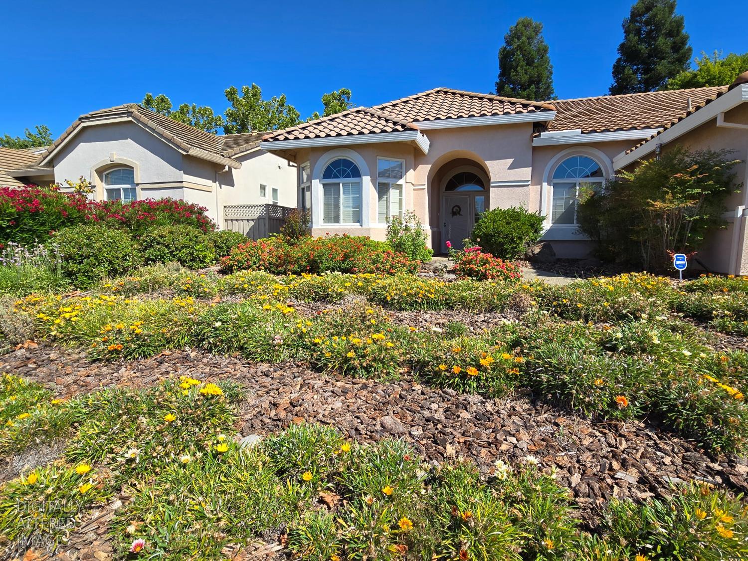 7617 School House Ln, Roseville, CA 95747-8367