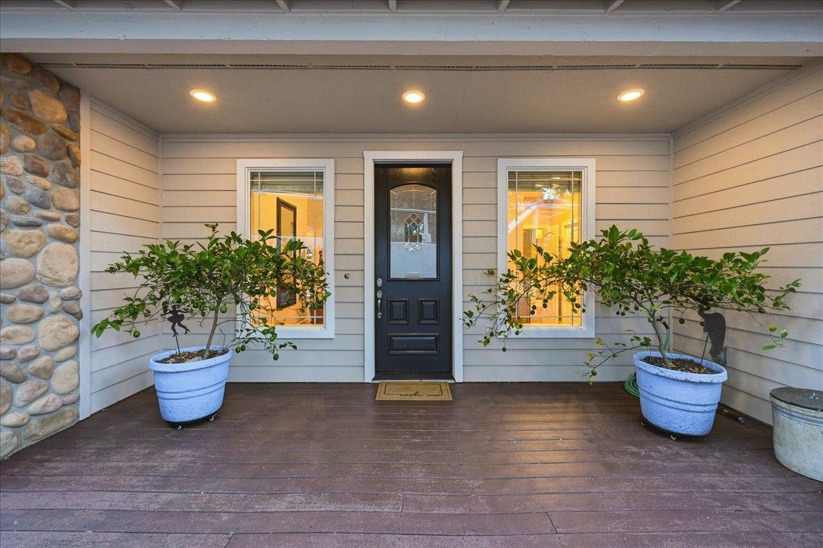 17467 Norlene Way, Grass Valley, CA 95949-7158