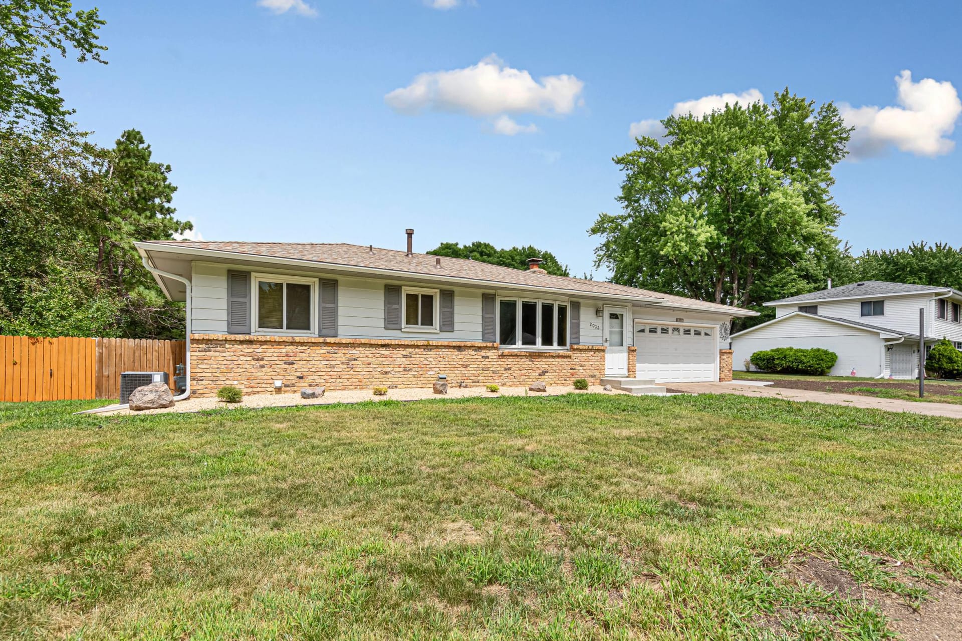 2033 Bluestone Lane, Eagan, MN 55122
