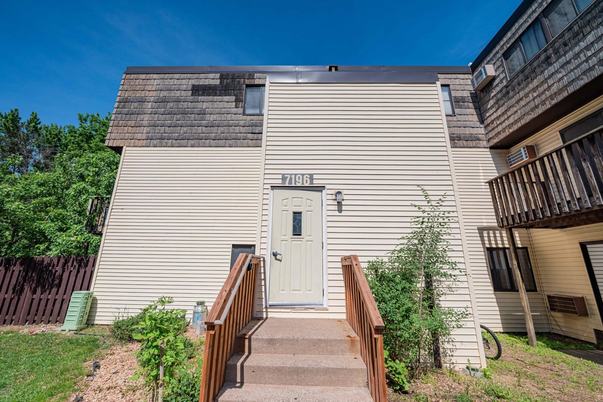 7196 72nd Lane N #227, Brooklyn Park, MN 55428