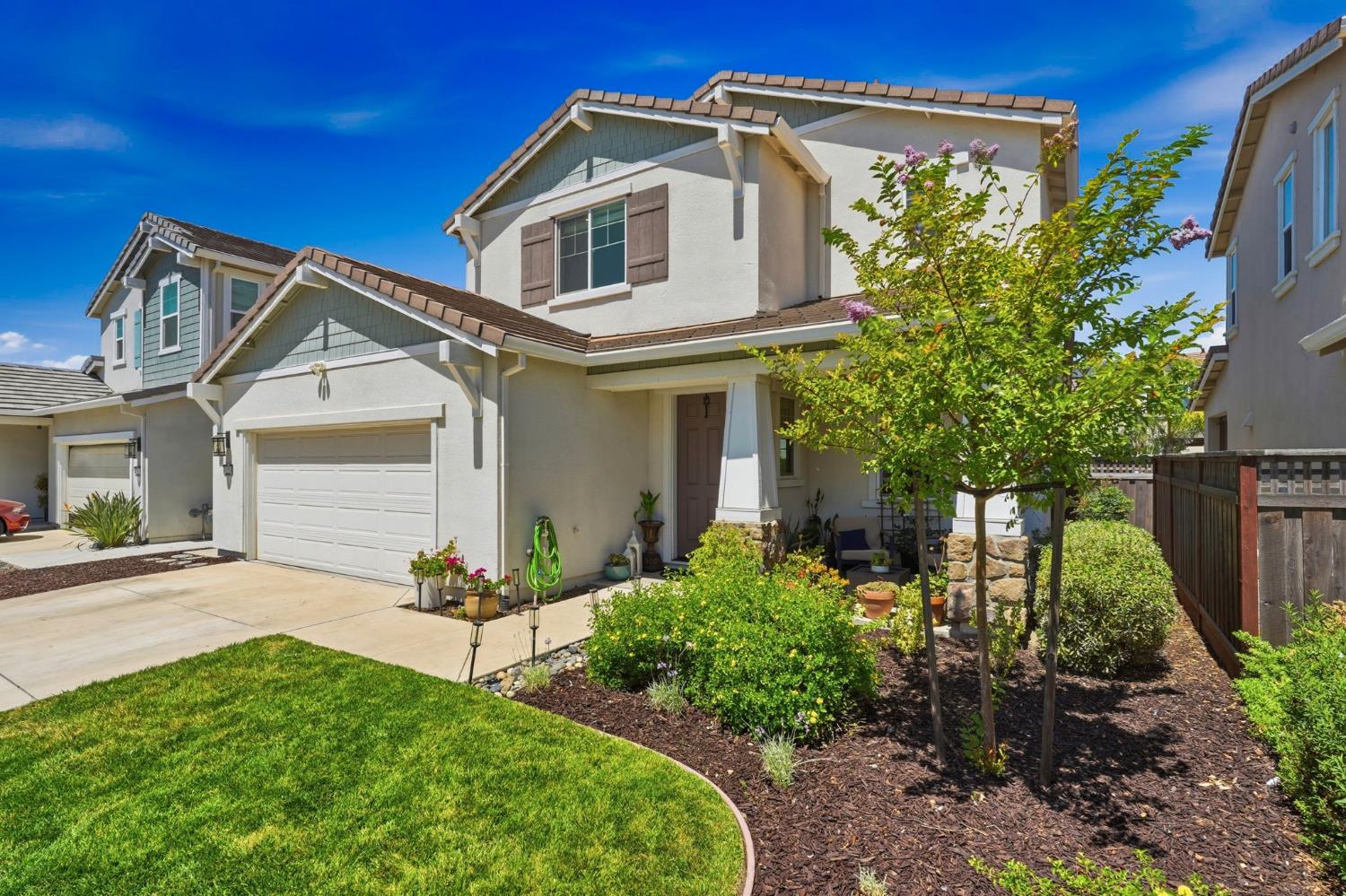 17511 Gemini Ct, Lathrop, CA 95330-8396