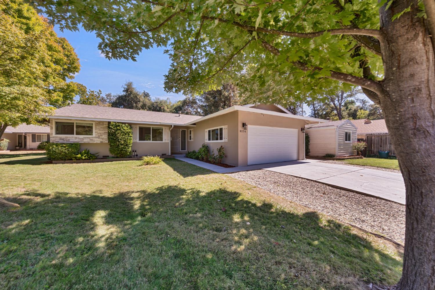 8274 Central Ave, Orangevale, CA 95662-3142
