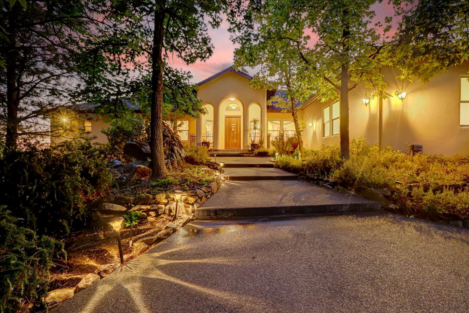 16875 Southridge Rd, Penn Valley, CA 95946-9606