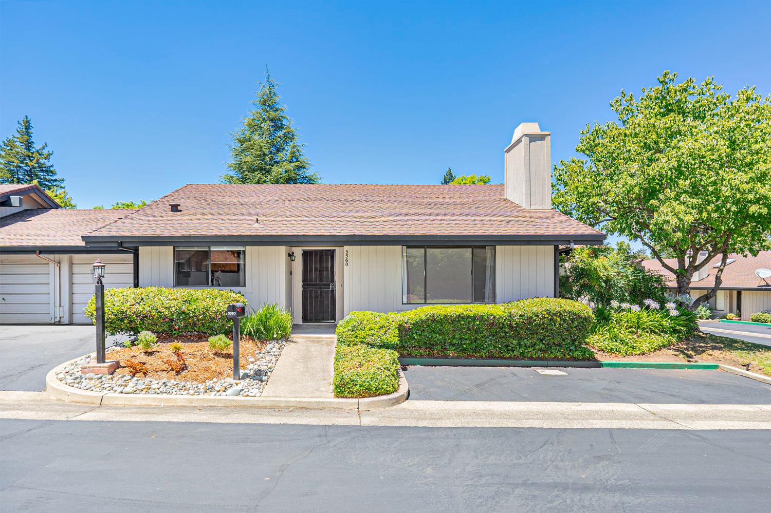 5560 Sequoia Cir, Citrus Heights, CA 95610-7935