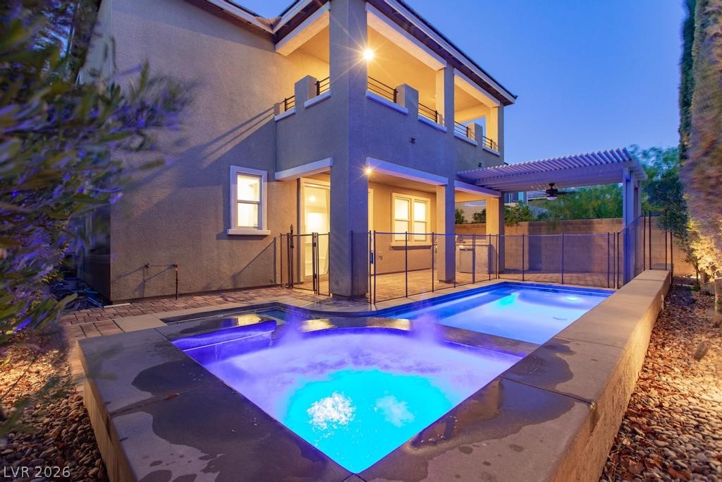 909 Riverlawn Place