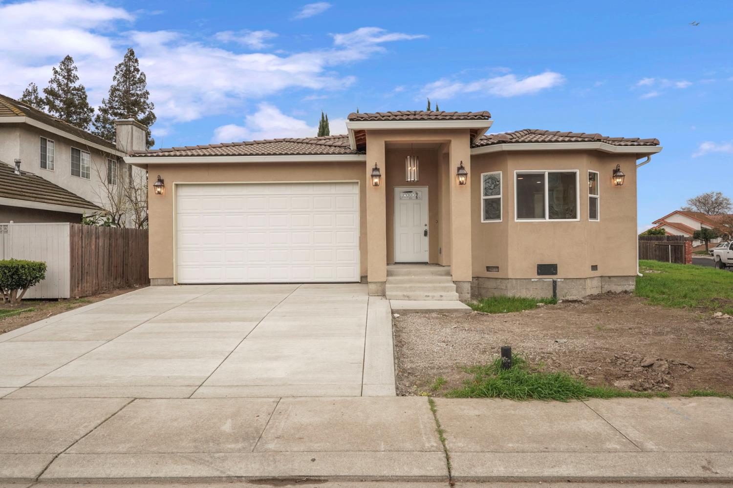 9879 Twin Creeks Ave, Stockton, CA 95219-4988