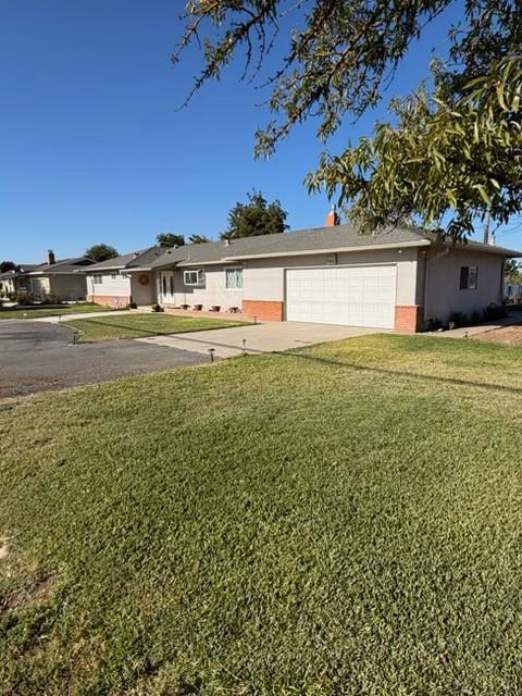 10413 Pioneer Ave, Oakdale, CA 95361-9719