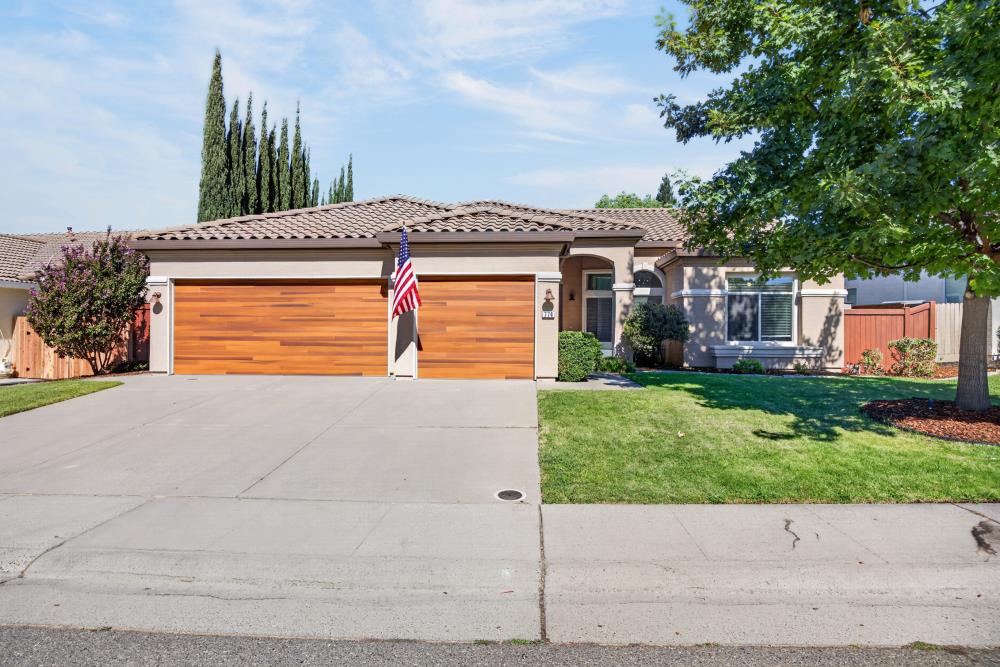 774 Halidon Way, Folsom, CA 95630-8404