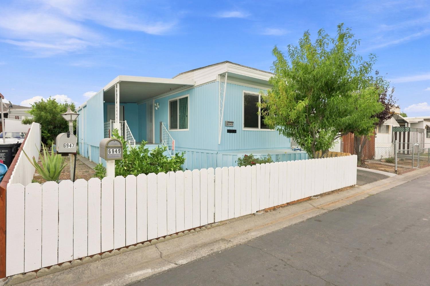 6949 Tranquility Dr, Sacramento, CA 95823-1746