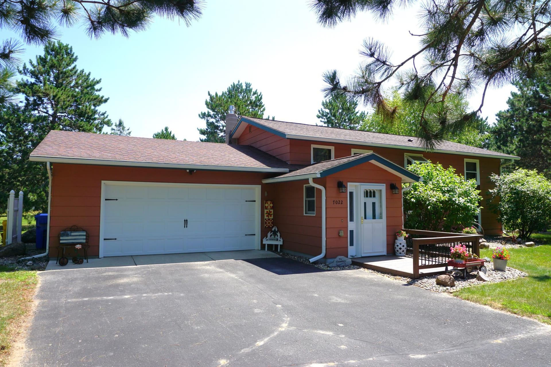 7022 Dickinson Drive NW, Bemidji, MN 56601