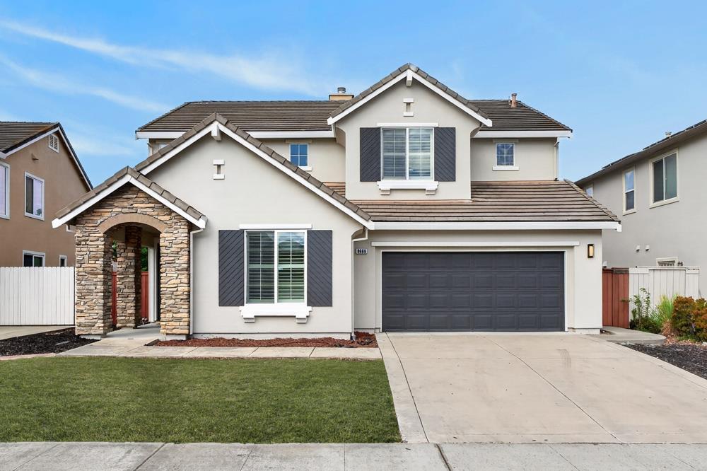 9660 Sea Cliff Way, Elk Grove, CA 95758-7131
