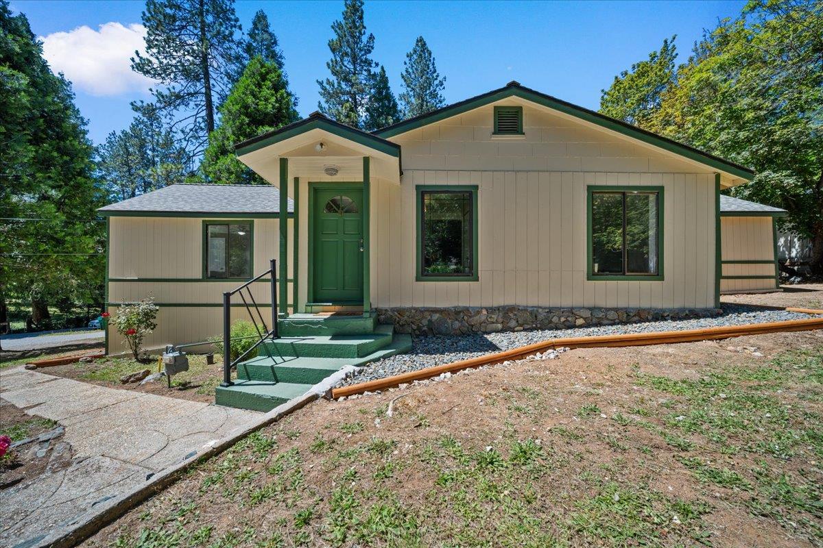 10492 Boulder St, Nevada City, CA 95959-2632