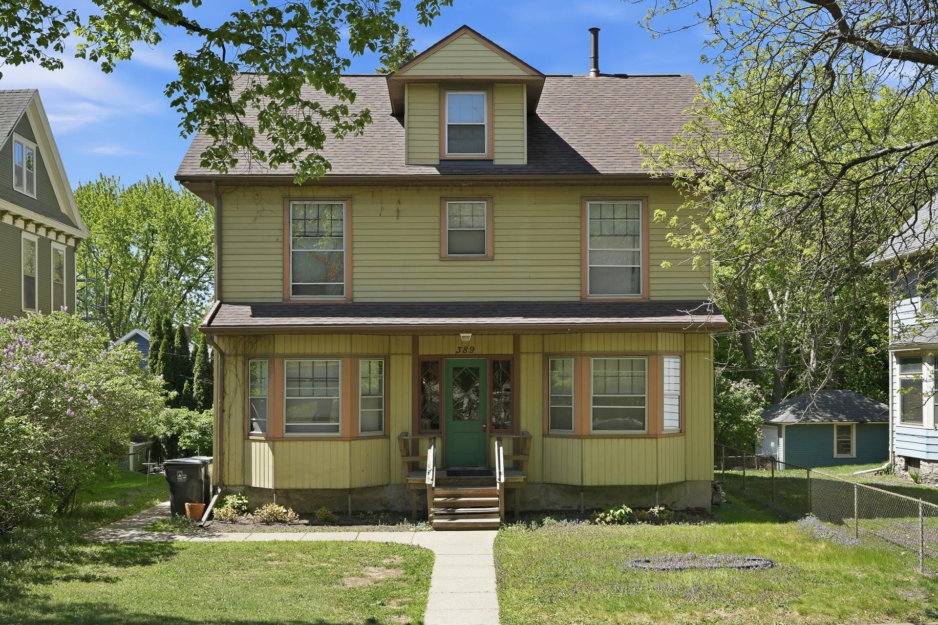 389 Maple Street, Saint Paul, MN 55106