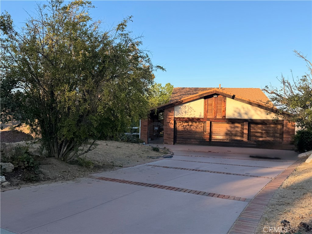 28 Wrangler Lane