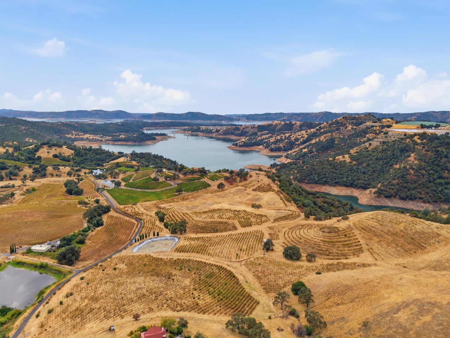 8044 Airola Rd, Angels Camp, CA 95222