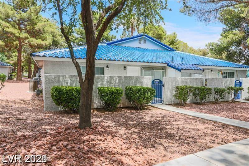 2117 Chertsey Drive C