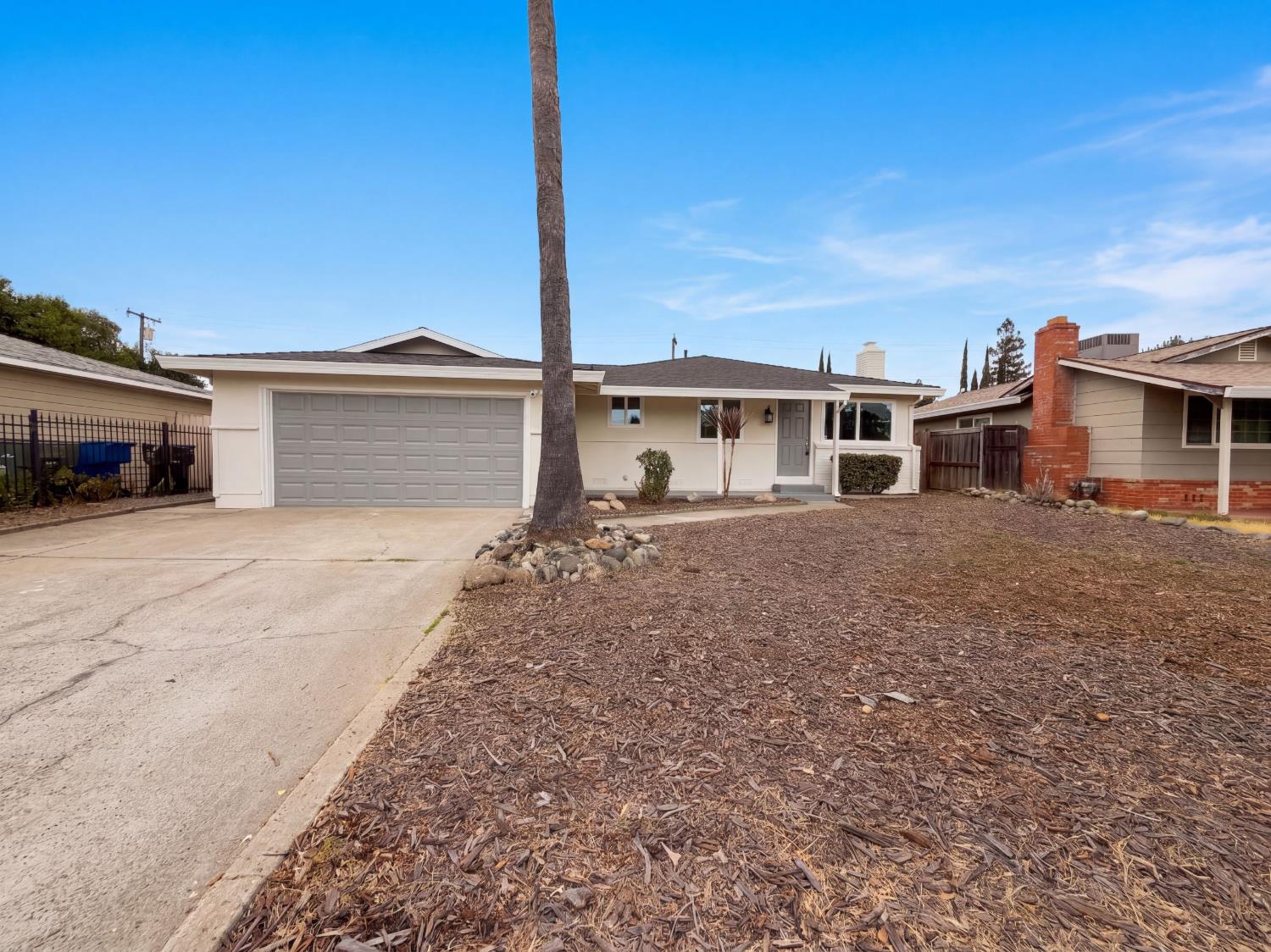 7550 Tamoshanter Way, Sacramento, CA 95822-5338