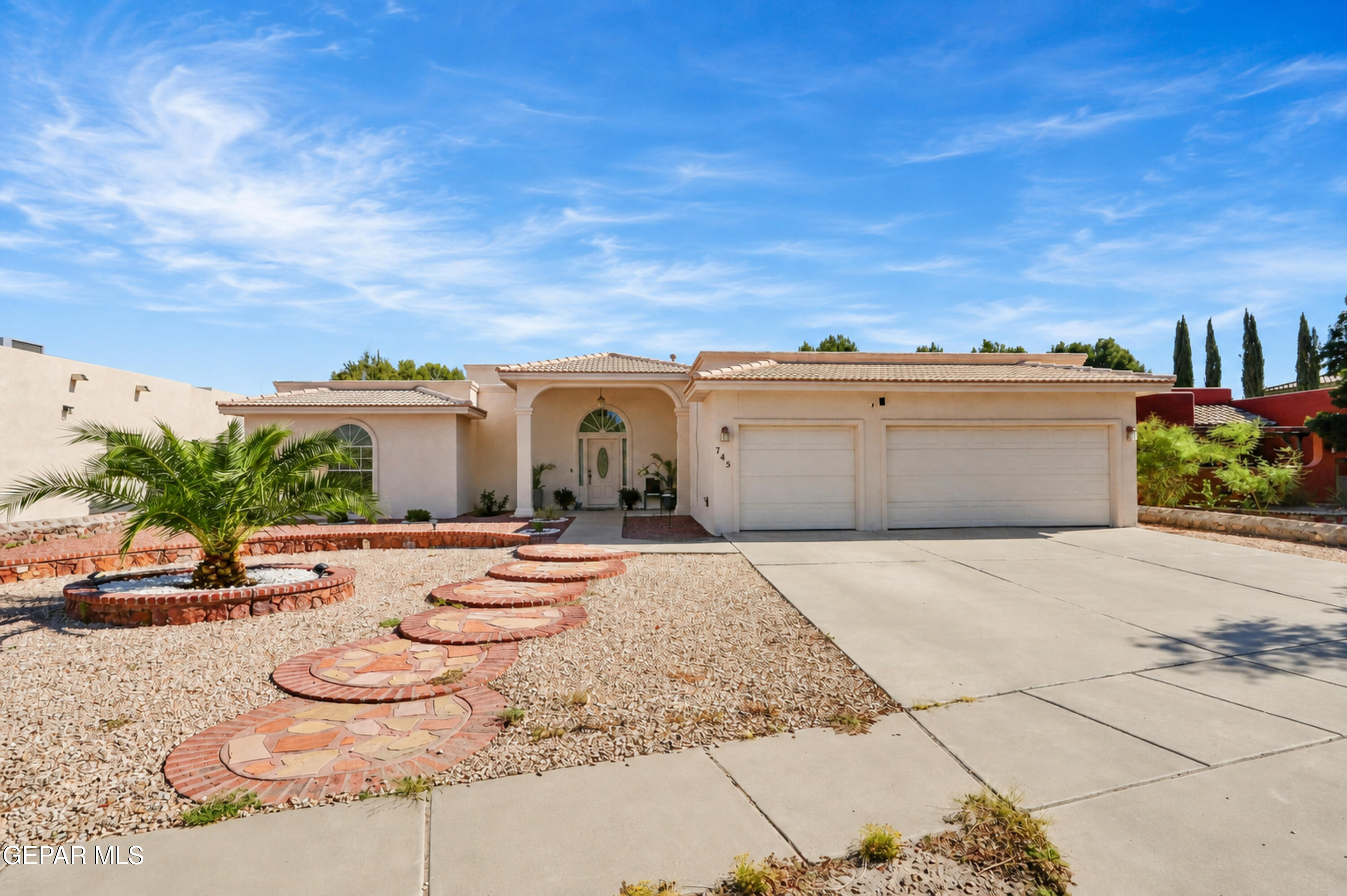 745 OSCAR PEREZ Avenue, El Paso, TX 79932
