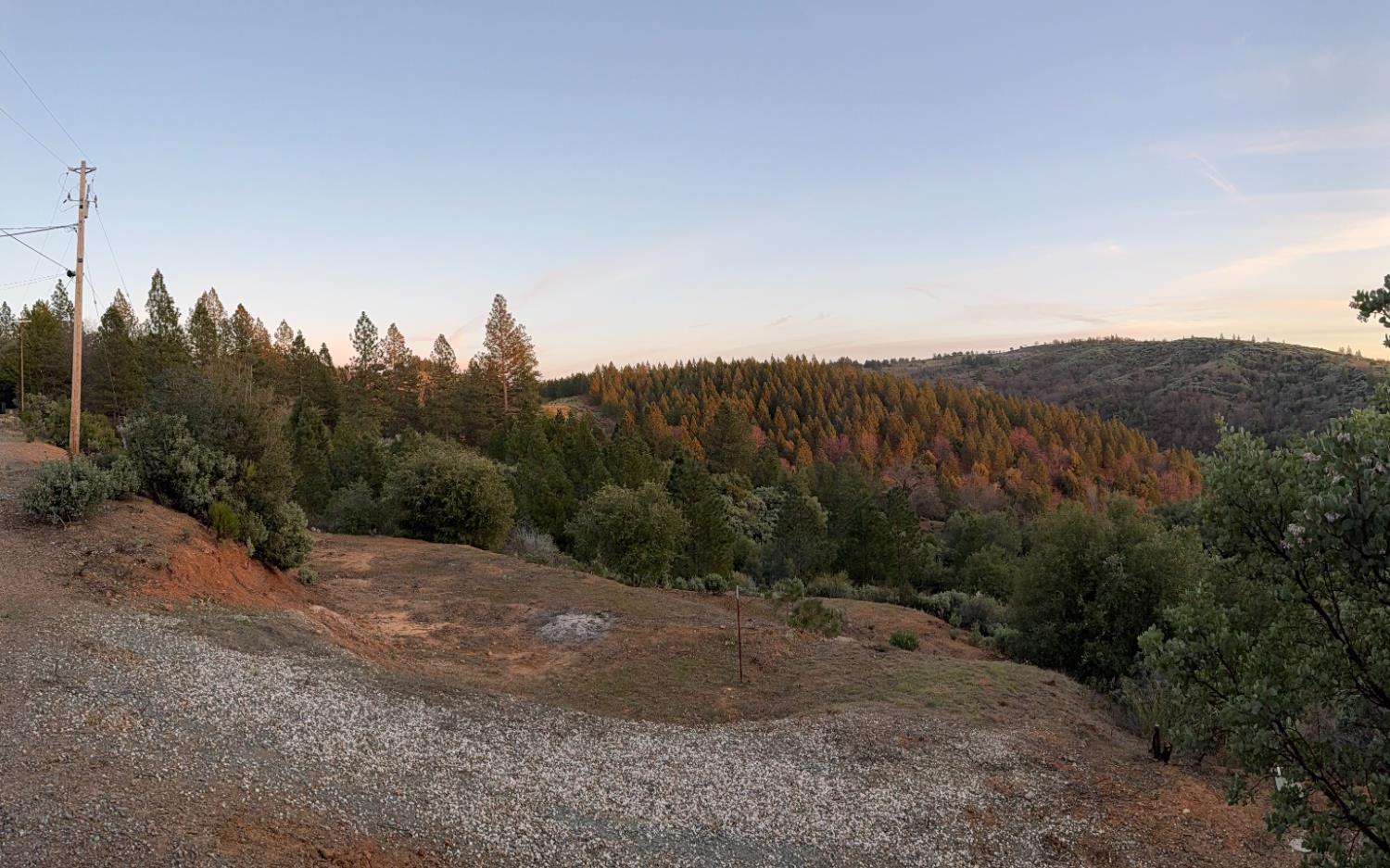 5776 Prospector Ln, Murphys, CA 95247